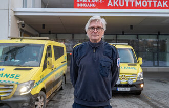 bildet viser ambulansesjef Erlend Sundland
